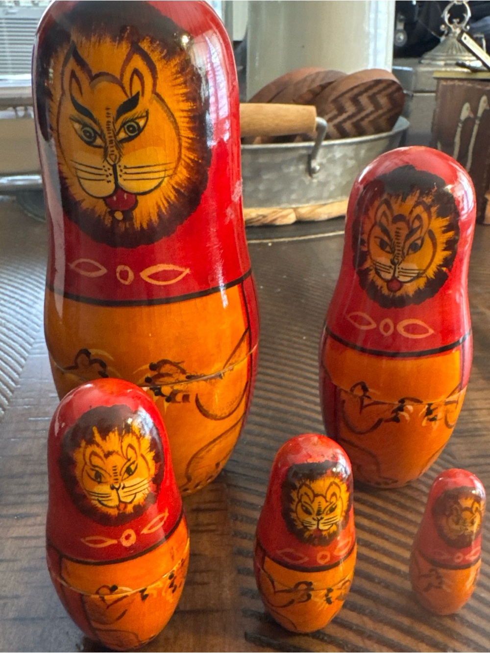 Vintage Style Wooden Nesting Doll Set 5 Pc Hand Painted Folk Art Matryoshka Styl
